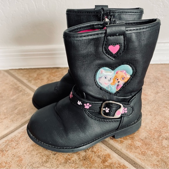 Nickelodeon Paw Patrol Black And Pink Boots With Hearts And Paw Prints Size 7 - Picture 3 of 9